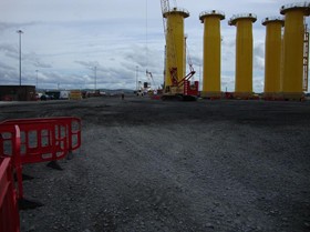 fundamenter til havvindmølle  ved anlægsområde på havnen i Barrow